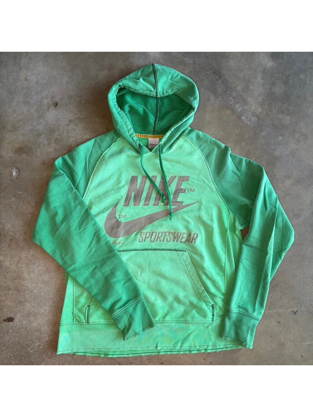 Y2K Nike Men Size L Sportswear Green Pullover Hoodie